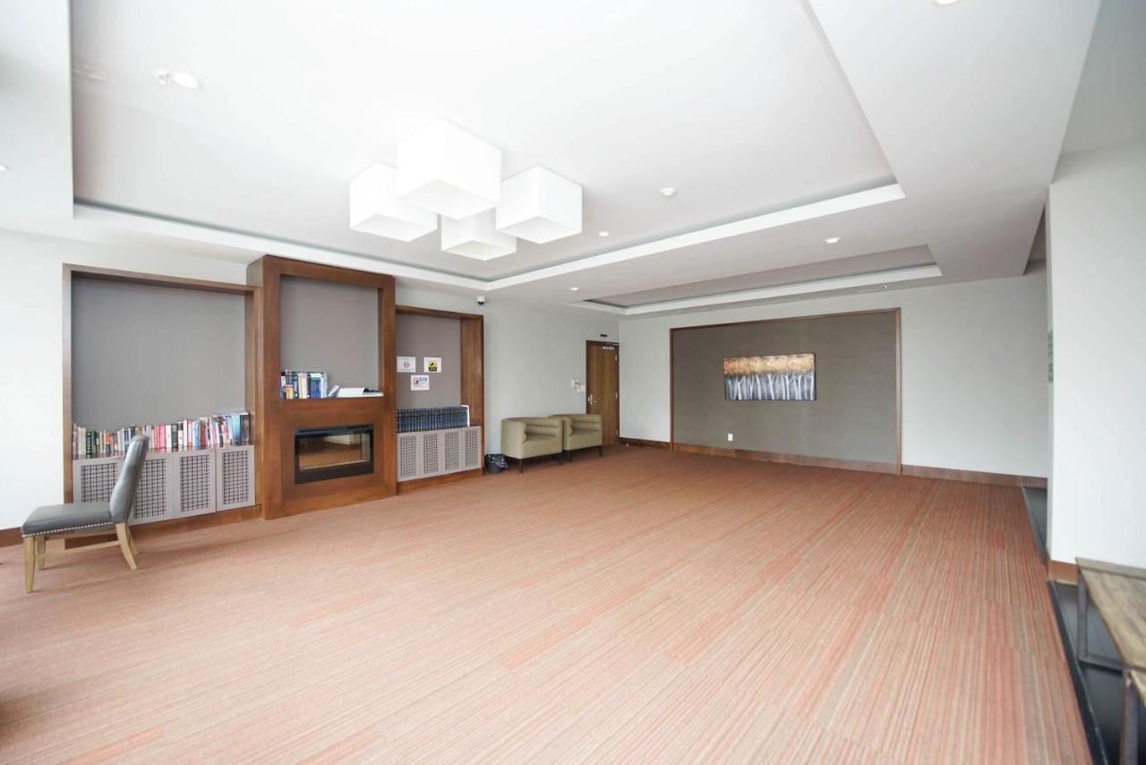Planurstay- Mississauga Downtown Square One Shopping Centre 外观 照片